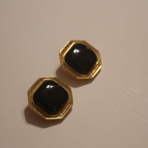 Vintage Clip-on earrings